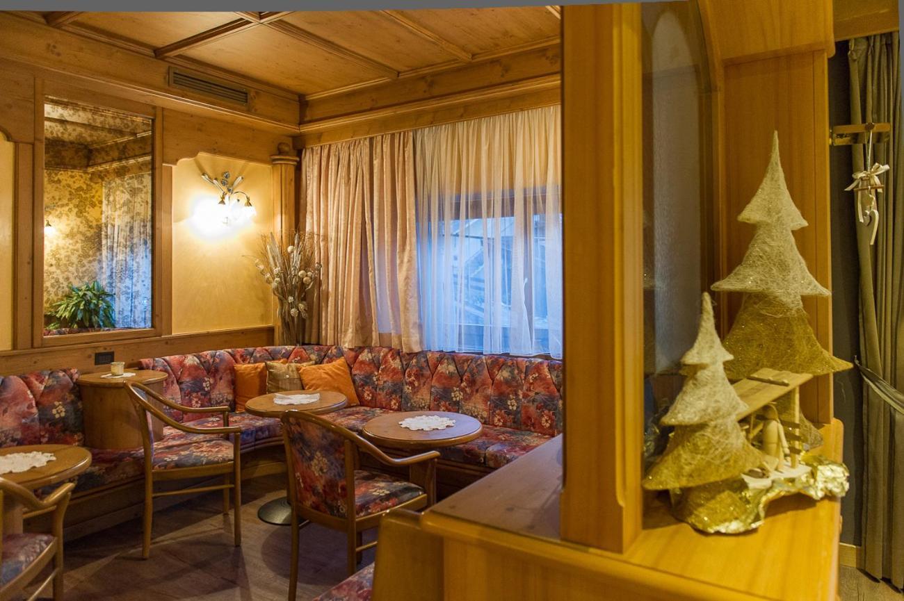 קסטלו די פיימה Hotel Italia מראה חיצוני תמונה