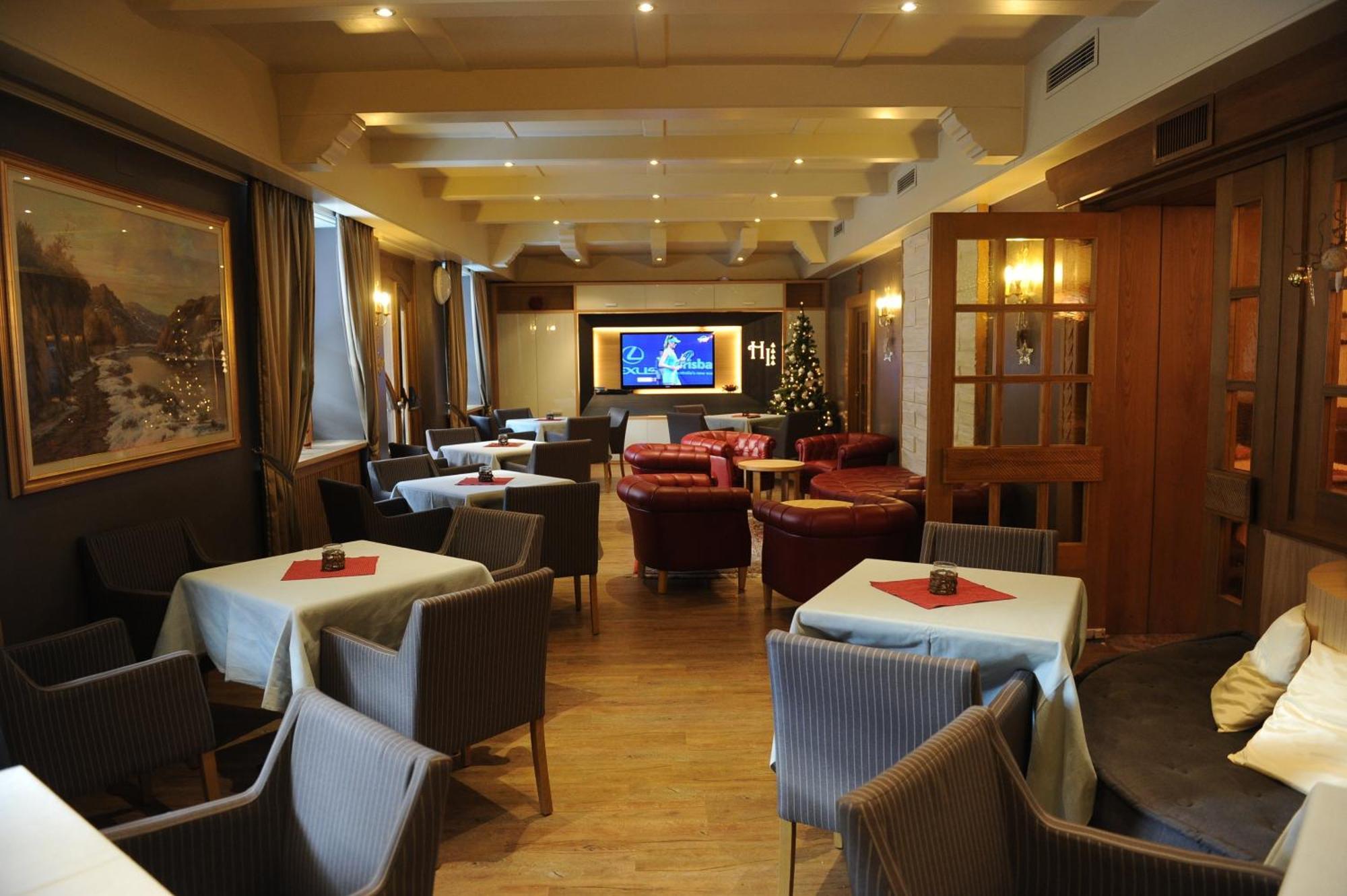 קסטלו די פיימה Hotel Italia מראה חיצוני תמונה